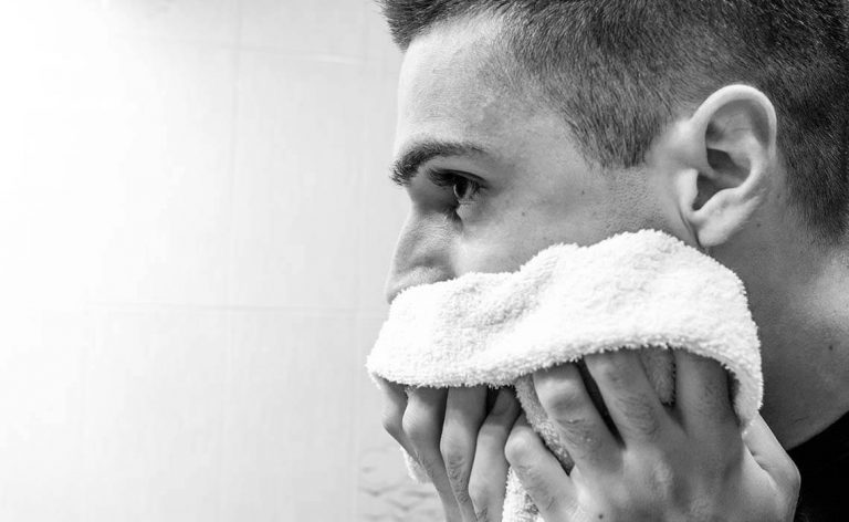 פצעונים לאחר גילוח ? סבון גילוח טבעי משמן זית - לבנדר קוסמטיקה טבעית